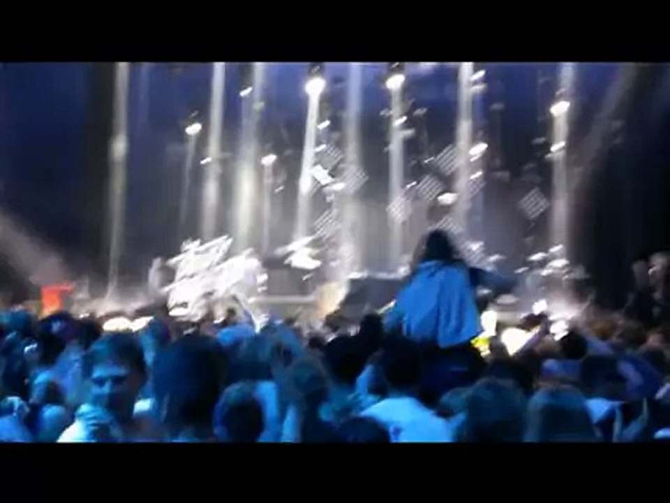 Generik dropping "Chemical Energy" Big Day Out Melbourne 2013