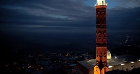 Siirtli Vatandaşlar Ezan Erken Okununca Darbe Girişimi Sandılar