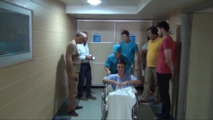 Müslüman Olan Genç Sünnet Ettirildi