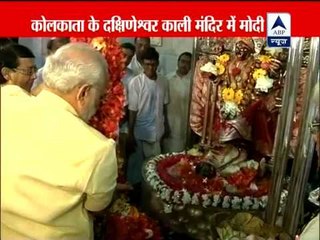 Kolkata: Modi prays at Dakshineswar temple & Belur Math