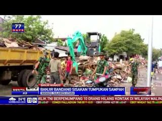 Banjir Bandang Sisakan Tumpukan Sampah