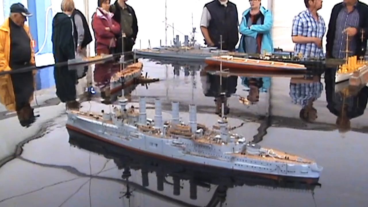 Marinehafen der IG Kaiserliche Marine auf dem Flensburger Dampfrundum mit ModellhundTeil 06