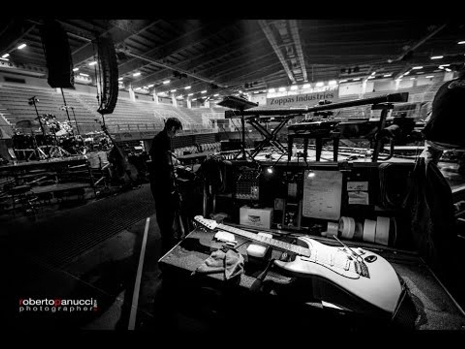 EXTRA-ORDINARY Pino Daniele: Pino Daniele Prova Generale per il Debutto di Nero a Metà