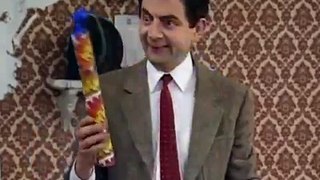 Mr Bean   Painting his house