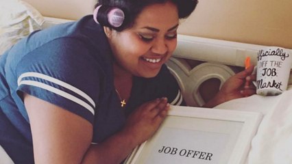 Woman Does HILARIOUS Job Offer Photo Shoot