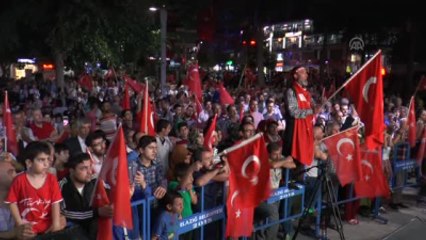 Keşke Sizin Kalbinizdeki Vatan Sevgisi Bizde de Olsaydı Çok Güzel Olurdu"