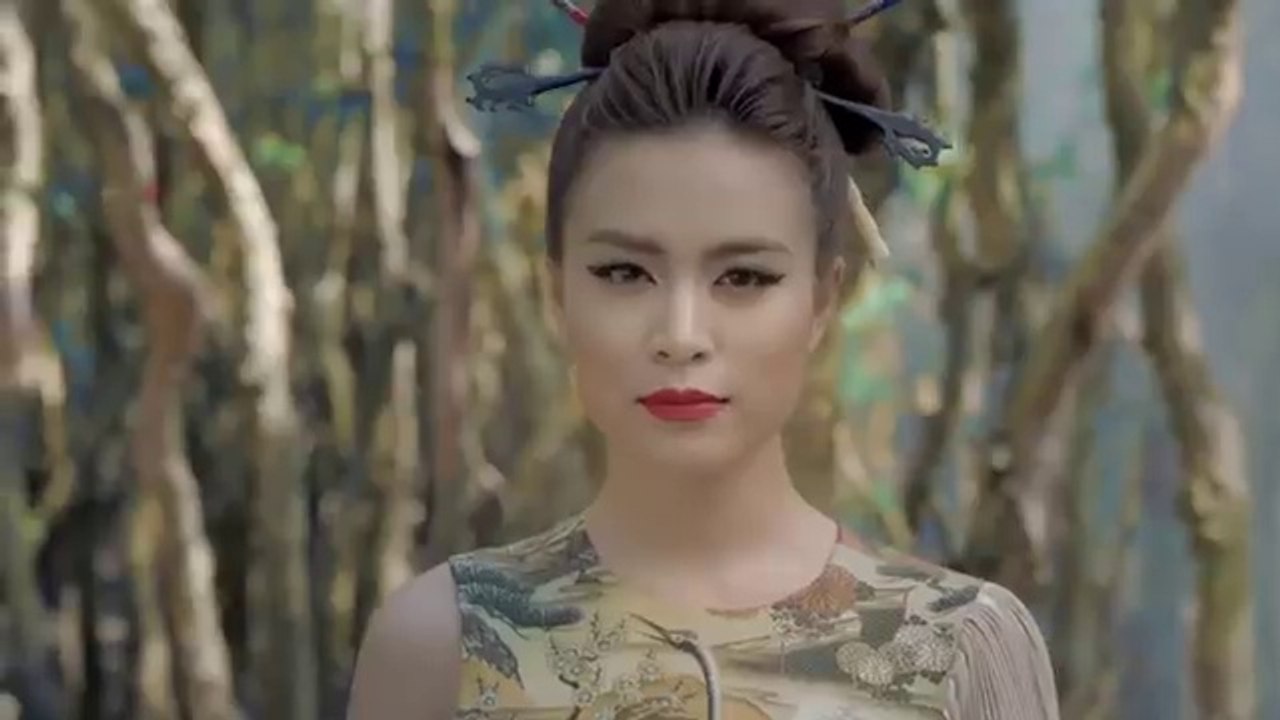 Hoàng Thùy Linh - Bánh Trôi Nước (Woman)