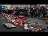 Mesmo depois da saída do presidente, Praça da Independência continua ocupada em Kiev