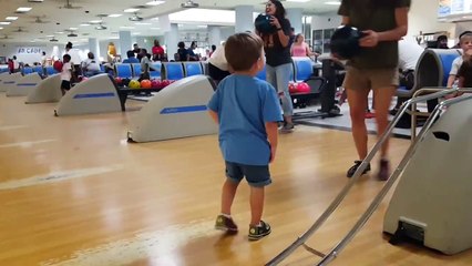 La danse de la victoire le plus adorable