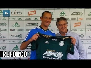 Após polêmica, Josimar é apresentado no Palmeiras