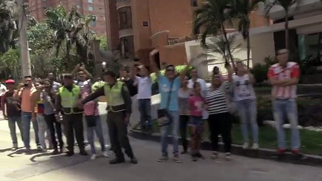 Carlos-Vives-Shakira---La-Bicicleta
