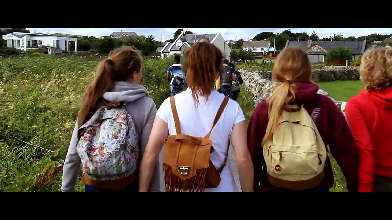 Beir Greim ar mo Lámh -"Take My Hand" le Picture This as Gaeilge