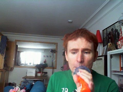 Wiwi égratigne le charme de la tristesse de Kamelancien