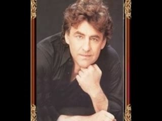 Claude Barzotti je veux plus que tu pleures