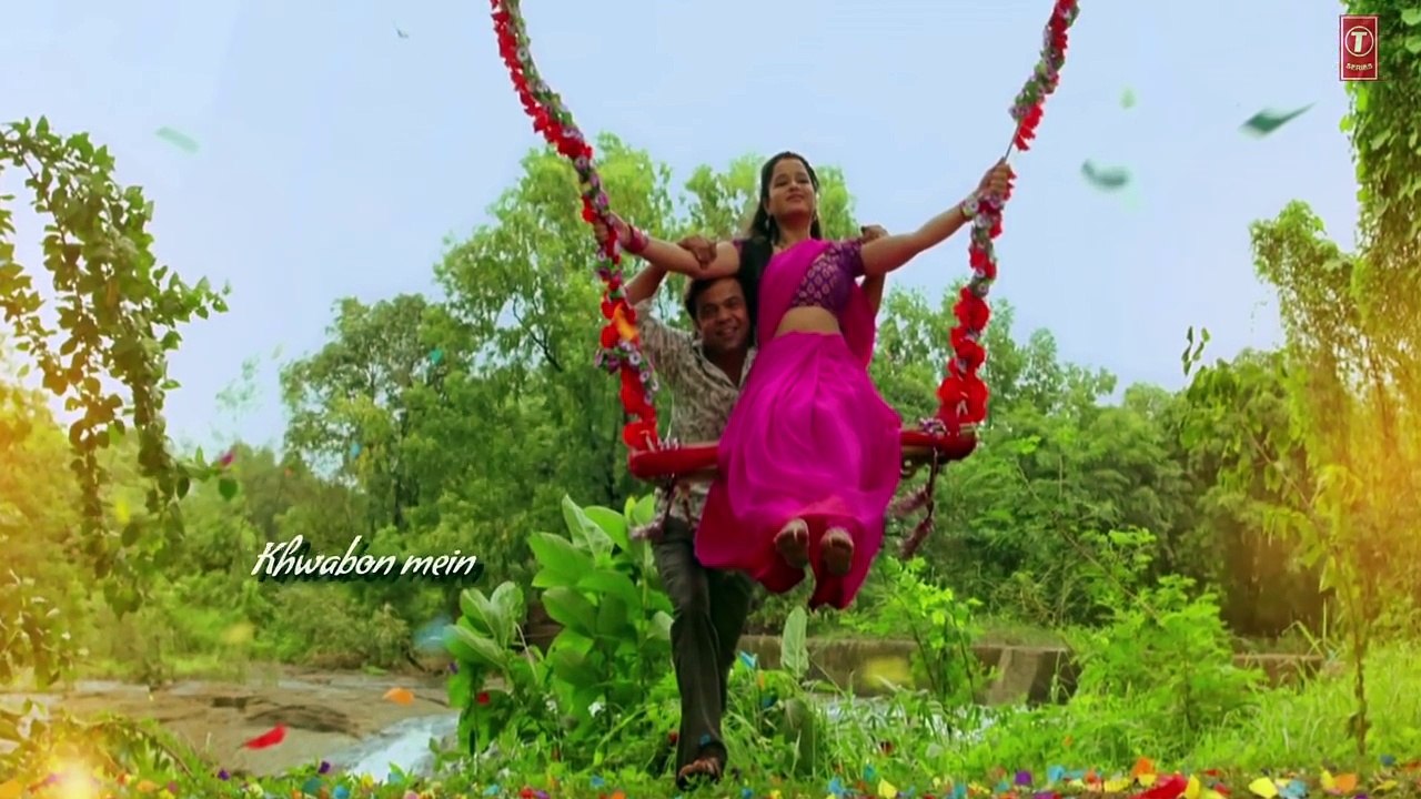 BEPANHAA TUM KO CHAHE Lyrical Video Song _ BABUJI EK TICKET BAMBAI _ Rajpal Yadav ,Bharti Sharma (1)
