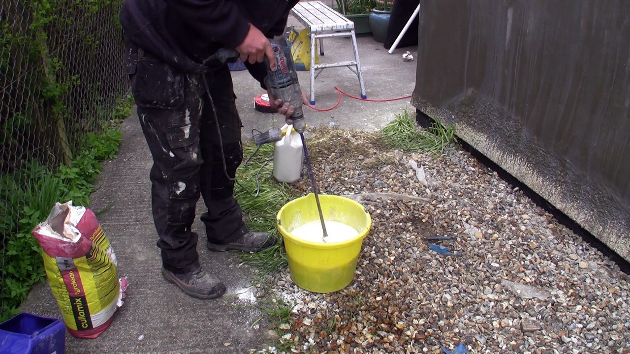 How to apply a Tyrolean Finish - video Dailymotion