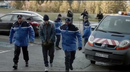 Je Fais Le Mort - VF