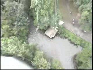 Premier Saut A Elastique