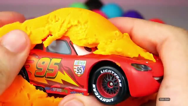 Đồ chơi trẻ em Play-Doh - Bé Na Na tắm với Búp bê Chibi 2016