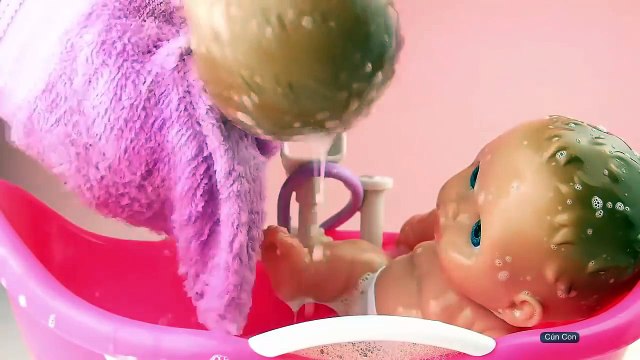 Đồ chơi trẻ em Play-Doh - Bé Na Na tắm với Búp bê Chibi 2016