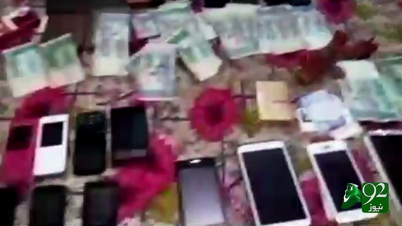 چور کی چوری پکڑی گئی !!... مزید دیکھئے اس ویڈیو میں