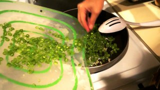 Sie Deen cooking show -- Green Beans and Eggs
