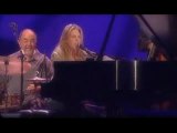 Diana Krall - Temptation-- Montreal Jazz Festival 2004 Live