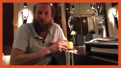 Je Fais Le Mort - Teaser (2) VF