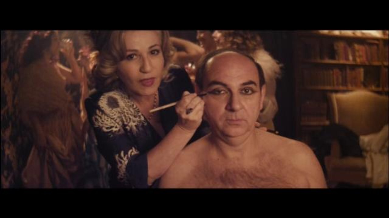 "Neruda", una mixtura de sensaciones llevada al cine por Pablo Larraín -