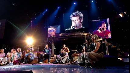 Westlife - Queen of My Heart (Live From M.E.N. Arena)