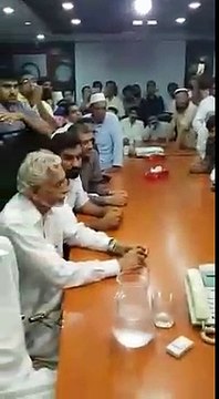 People Protesting at Bahria Town Karachi Office PART 2