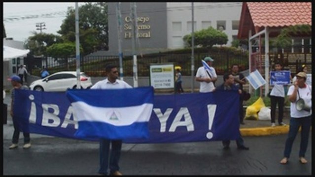 Opositores nicaraguënses califican de farsa los comicios de noviembre
