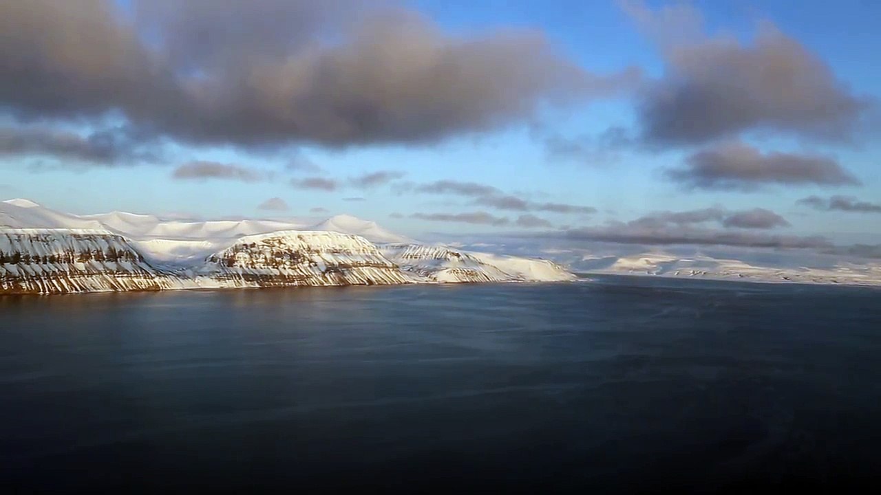 Journey to Ny Alesund - Frozen Oceans - Arctic