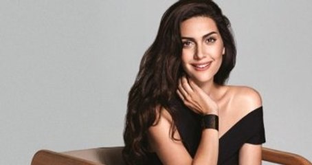 Bergüzar Korel Saç Modelini Değiştirdi