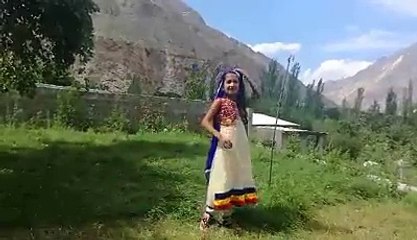 Talented Girl from Gilgit Baltistan Dance on "Prem Ratan Dhan Payo" song