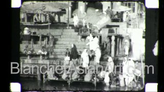 Rare video of India in the 1920's: bathing rituals in the Ganges river by the Ghats of Varanasi