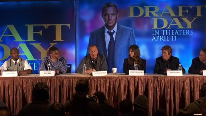 Le Pari - Conférence de Presse (6) VO