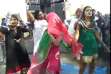 Dehati girls dj dance in uttar pardesh marrage (shadi ) dance