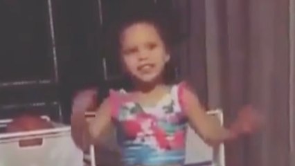 Riley Curry Dances to Drake's 'One Dance'