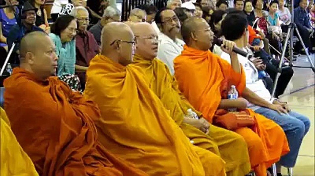 CAA: លោក ទូច វិបុល ក្នុងពិធីតាំងសំណួរចម្លើយ អំពីរបប ហ៊ុន សែន រំលោភគោលការណ៍ប្រជាធិបតេយ្យ។ 11/8/2016