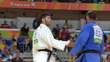 Jeux Olympiques 2016 - Judo - Un Egyptien refuse de serrer la main de son adversaire Israél...