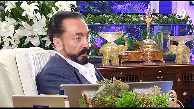 Türk Solu dergisinin Fethullah Gülen hareketine ait olması İngiliz derin devletinin etkisini gösteriyor.