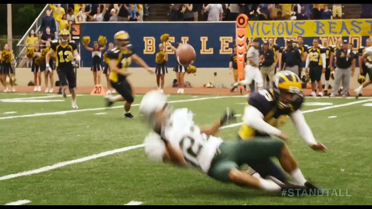 When the Game Stands Tall - Featurette VO
