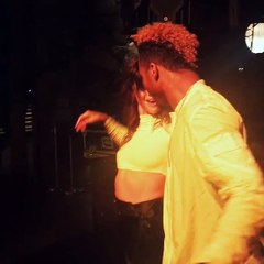 Selena Gómez mostró su manera sexy de bailar salsa