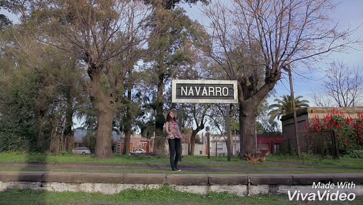 Soy Luna Equivocada clip officiel+ traduction des paroles en Français .