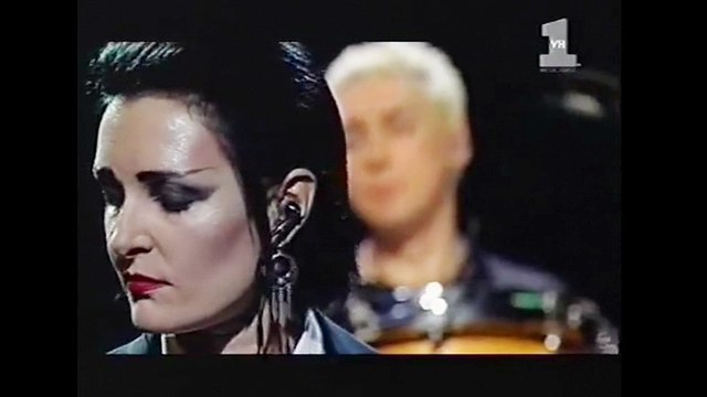 THE CREATURES – Siouxsie & Budgie i/v + live studio performance ('VH1 Talk Music Live' show, VH1 Europe channel, Feb 1999)