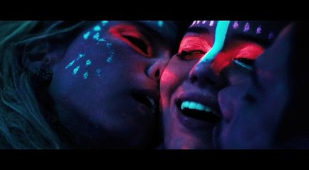 Les Paradis Artificiels - VF