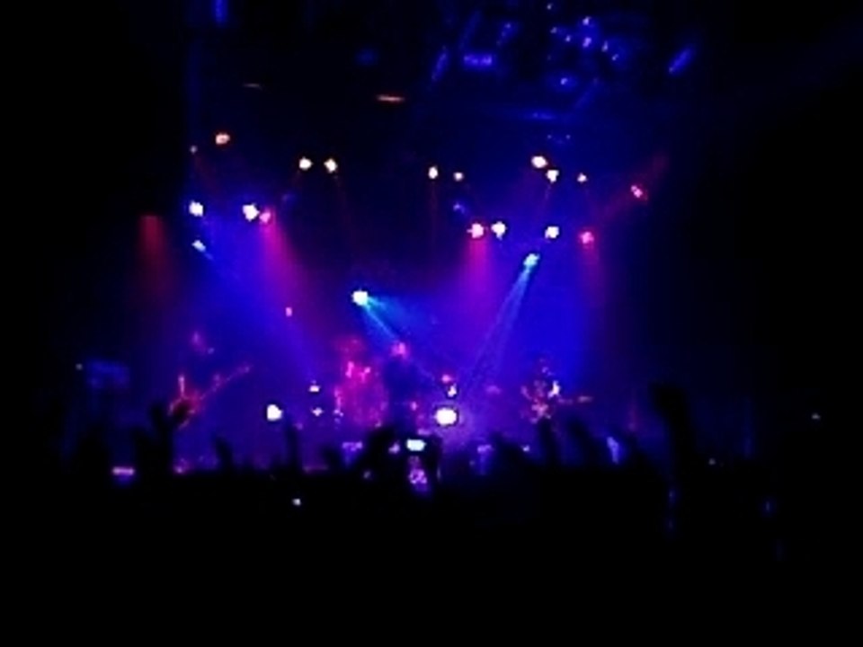 A little pain - Olivia - live