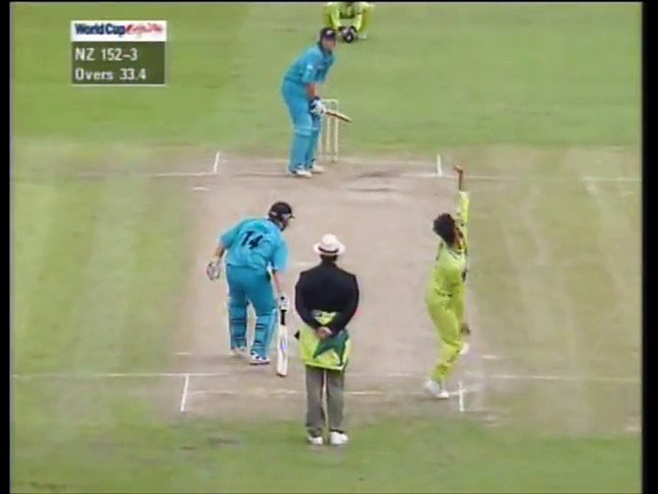 Shoaib Akhtar Thunderbolt in 99 worldcup Semi Final,Tony Greig in the commentary box
