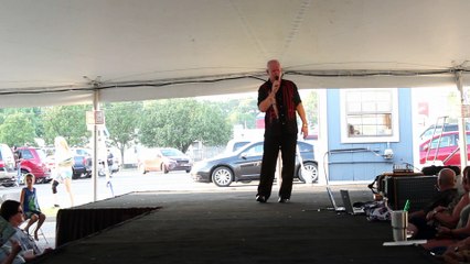 Chris Drummond sings 'Single Shinning Star' Elvis Week 2016